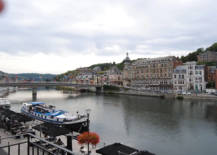 L'Inattendu "Sur La Croisette" Dinant Centre